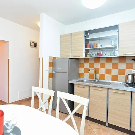Apartment Ferienwohnung Fur 5 Personen Ca 43 Qm In Pula, Istrien Istrische Riviera Pula