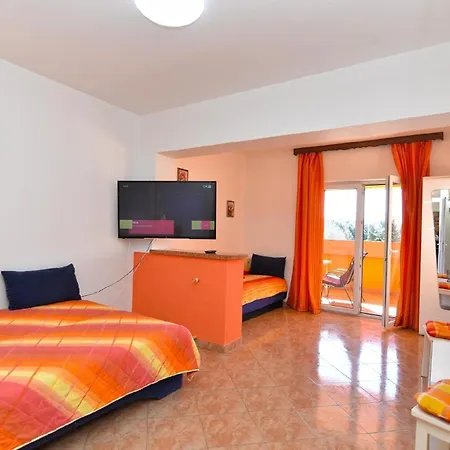 Apartment Ferienwohnung Fur 5 Personen Ca 43 Qm In Pula, Istrien Istrische Riviera Pula